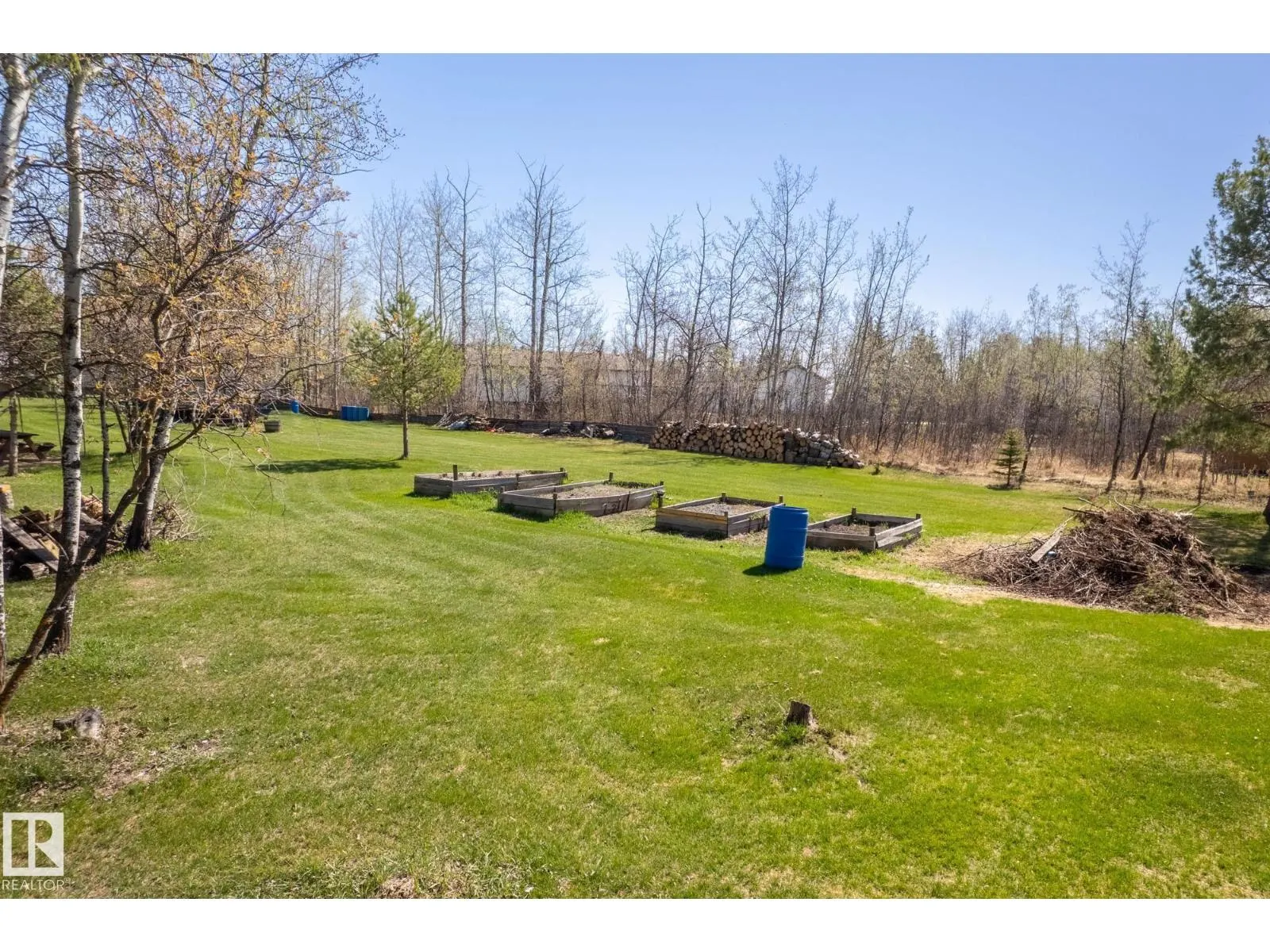 #19 56420 RGE ROAD 231