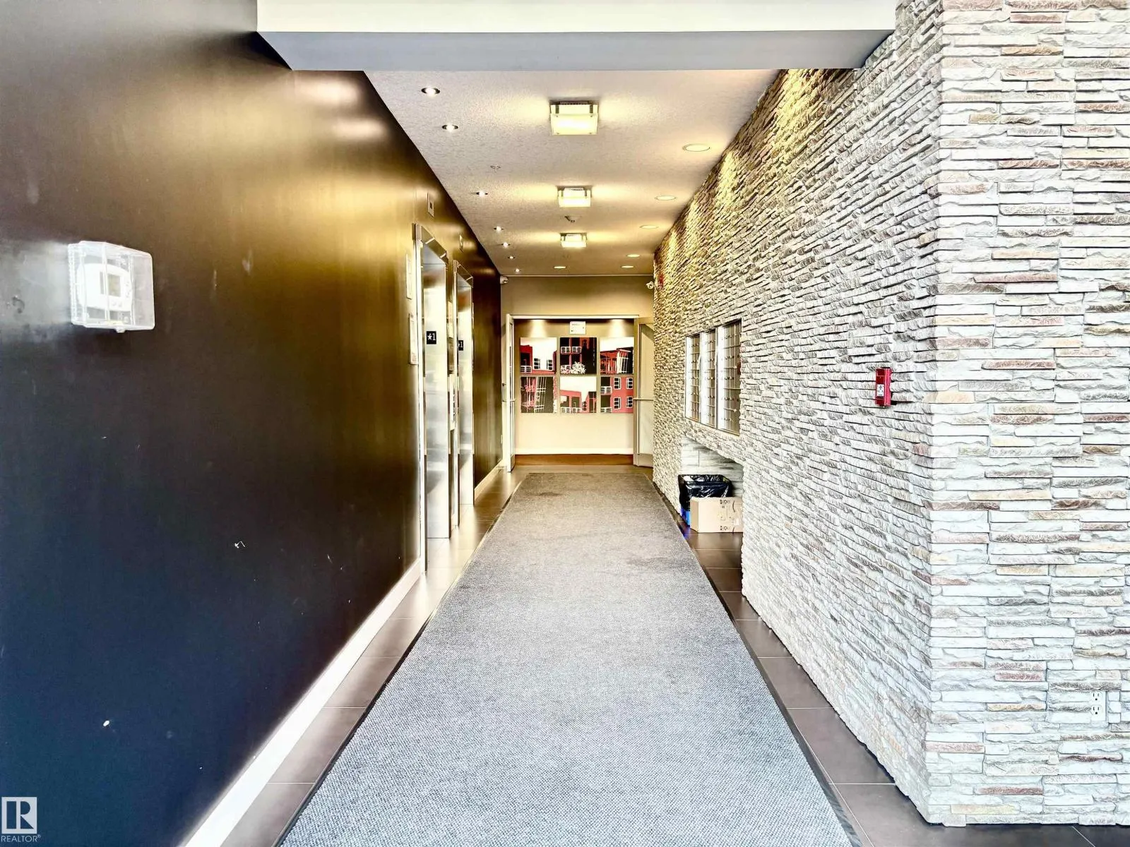 #106 2590 ANDERSON WY SW