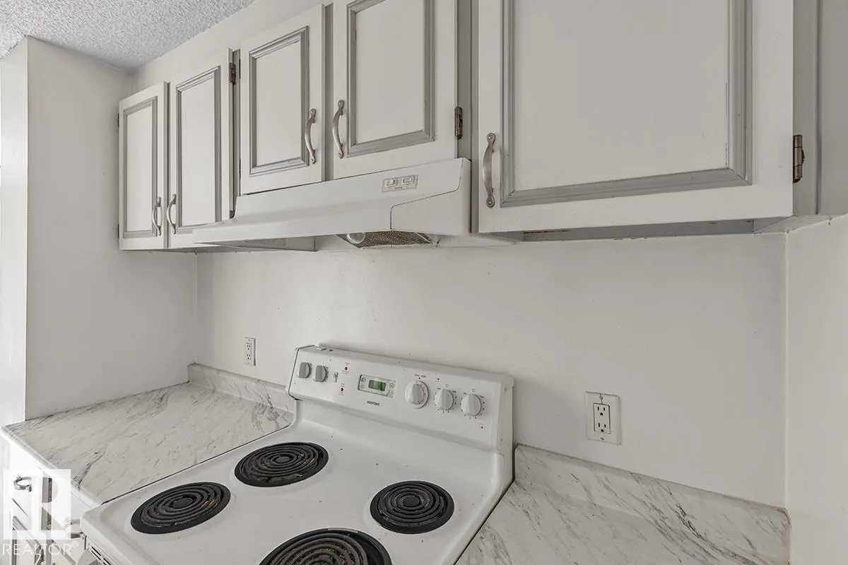 #411 12831 66 ST NW
