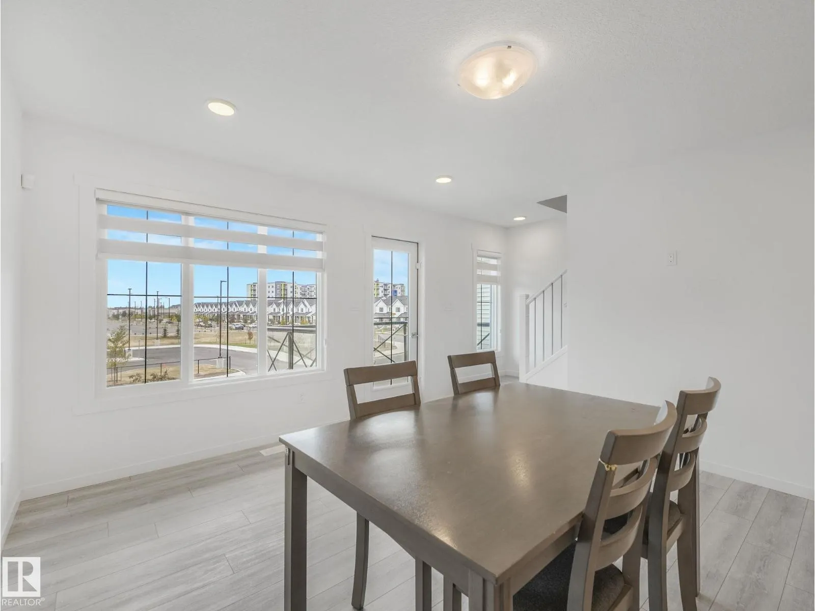 134 SECORD DR NW