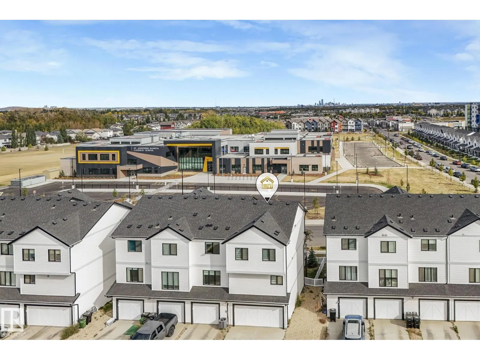 134 SECORD DR NW