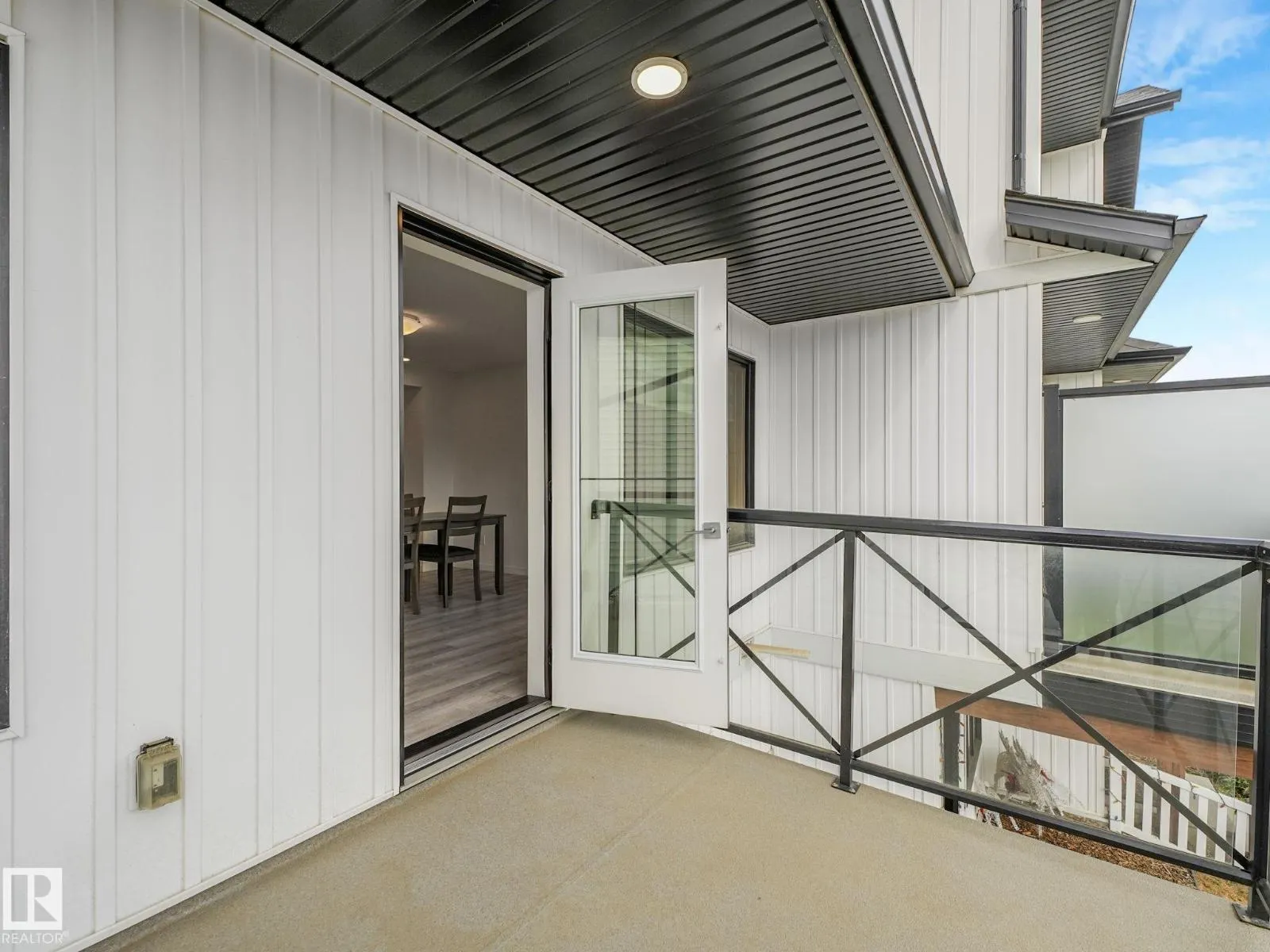 134 SECORD DR NW