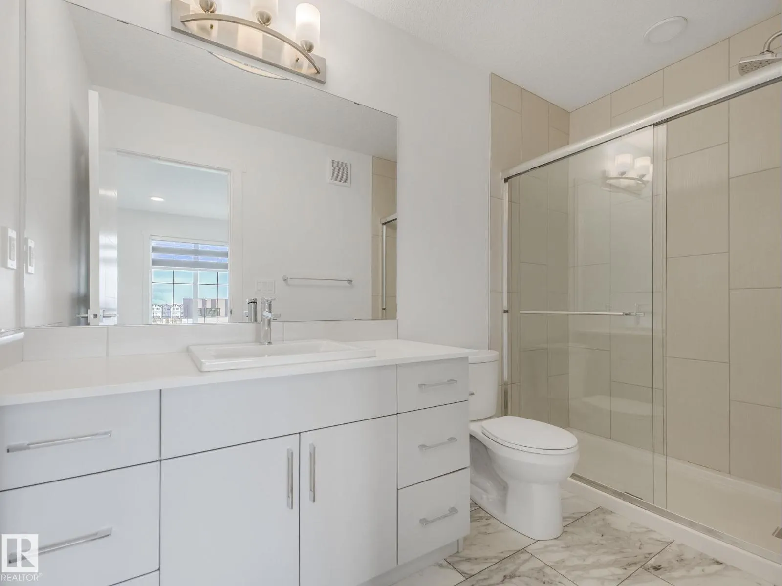 134 SECORD DR NW