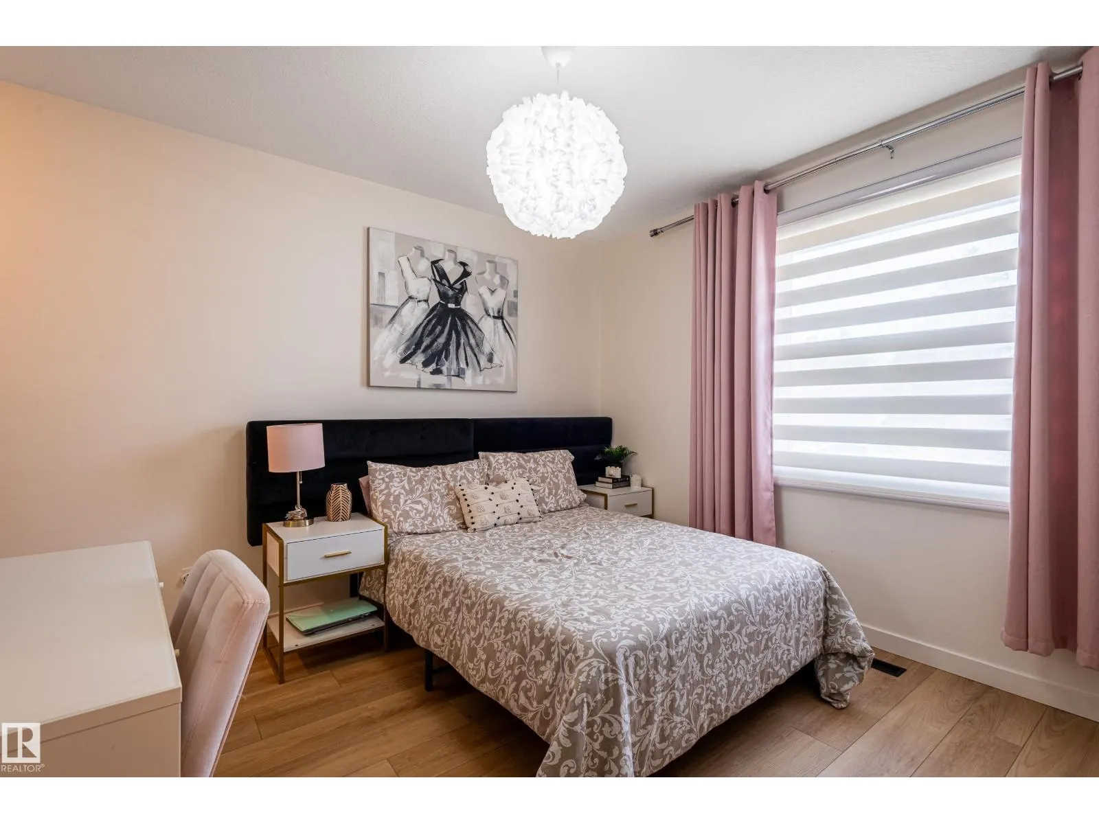 17327 106 ST NW