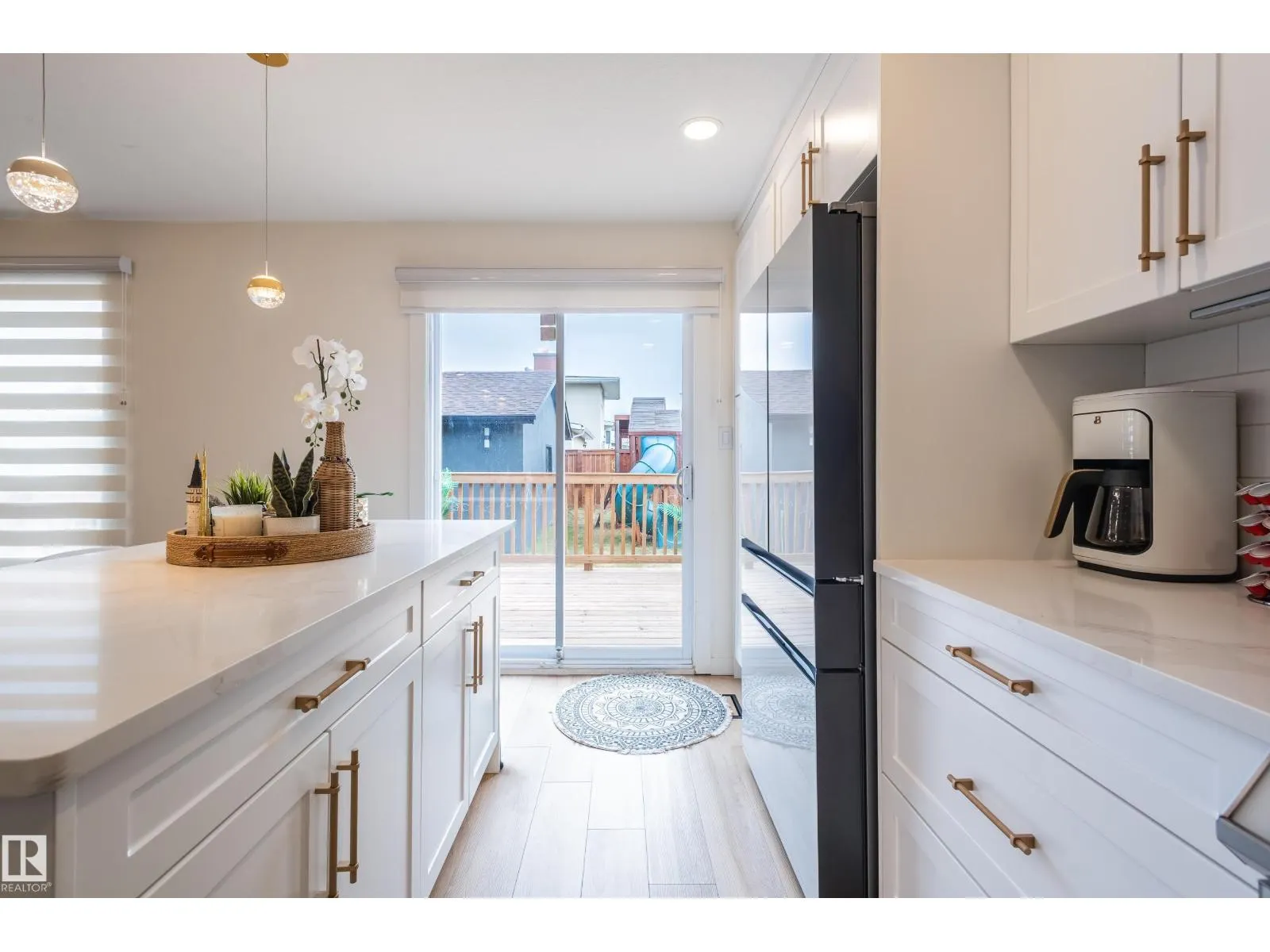 17327 106 ST NW