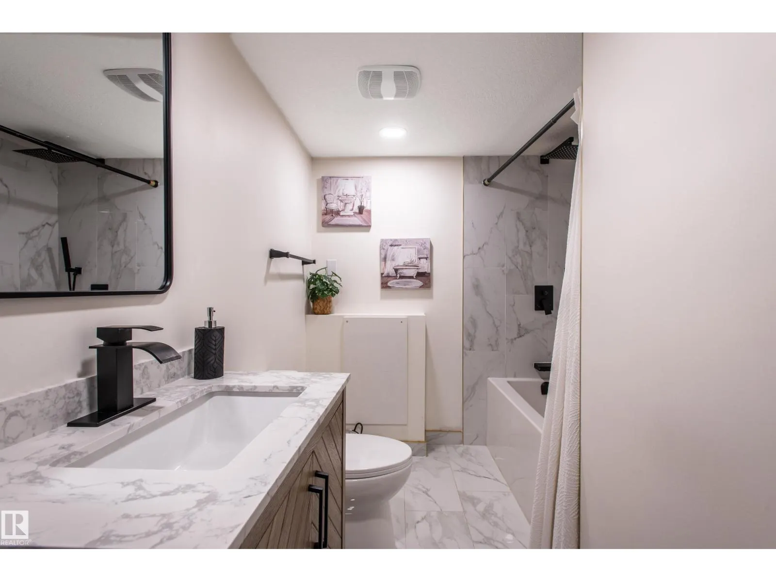 17327 106 ST NW