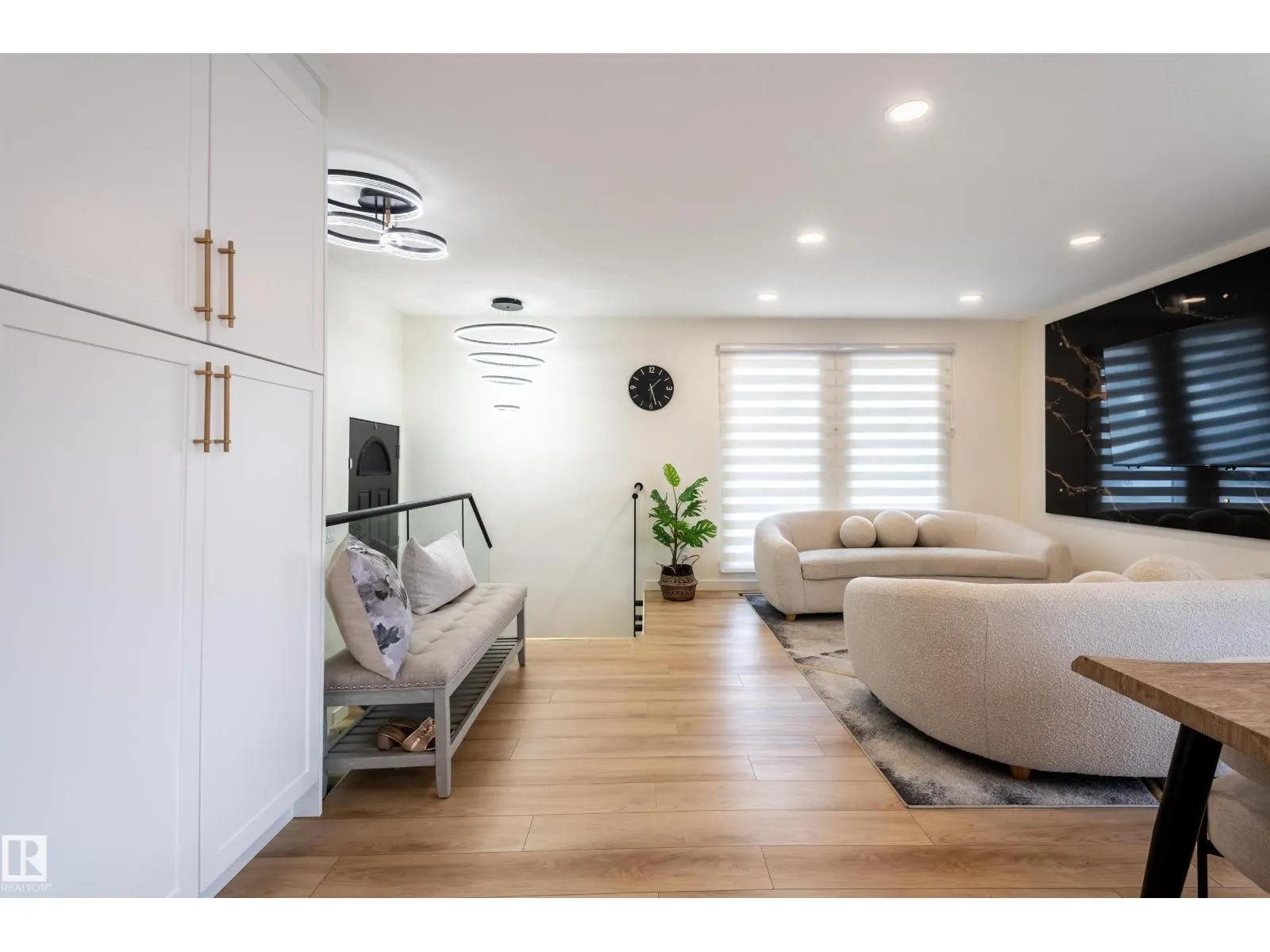 17327 106 ST NW