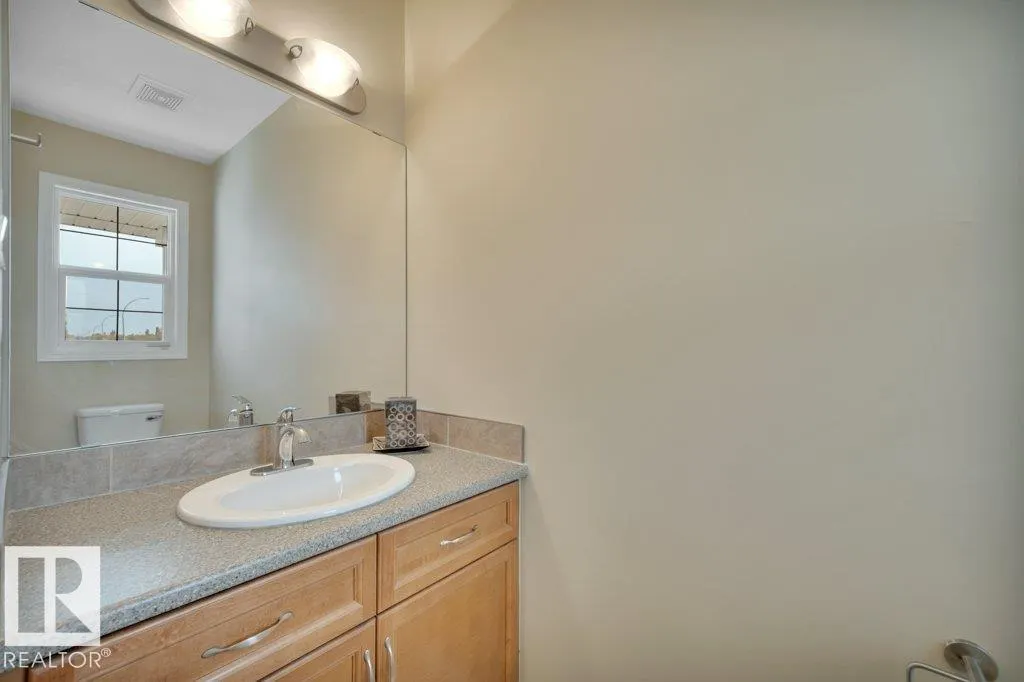 300 GRAYWOOD ME