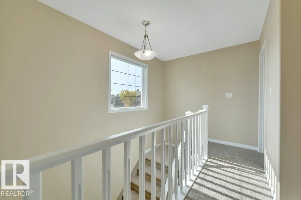 300 GRAYWOOD ME