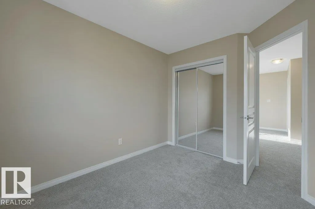 300 GRAYWOOD ME