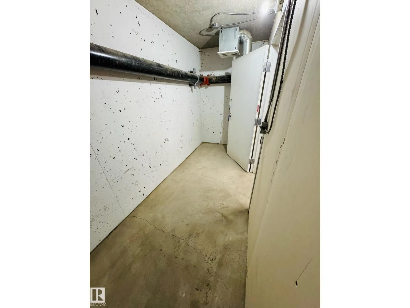 #211 107 WATT CM SW