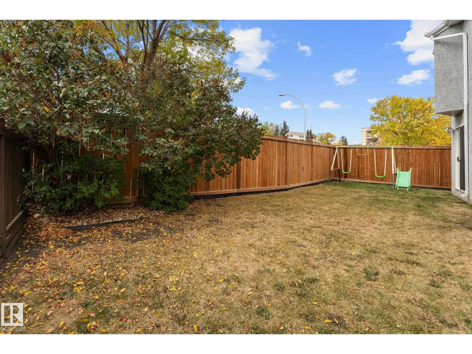 14659 52 ST NW NW
