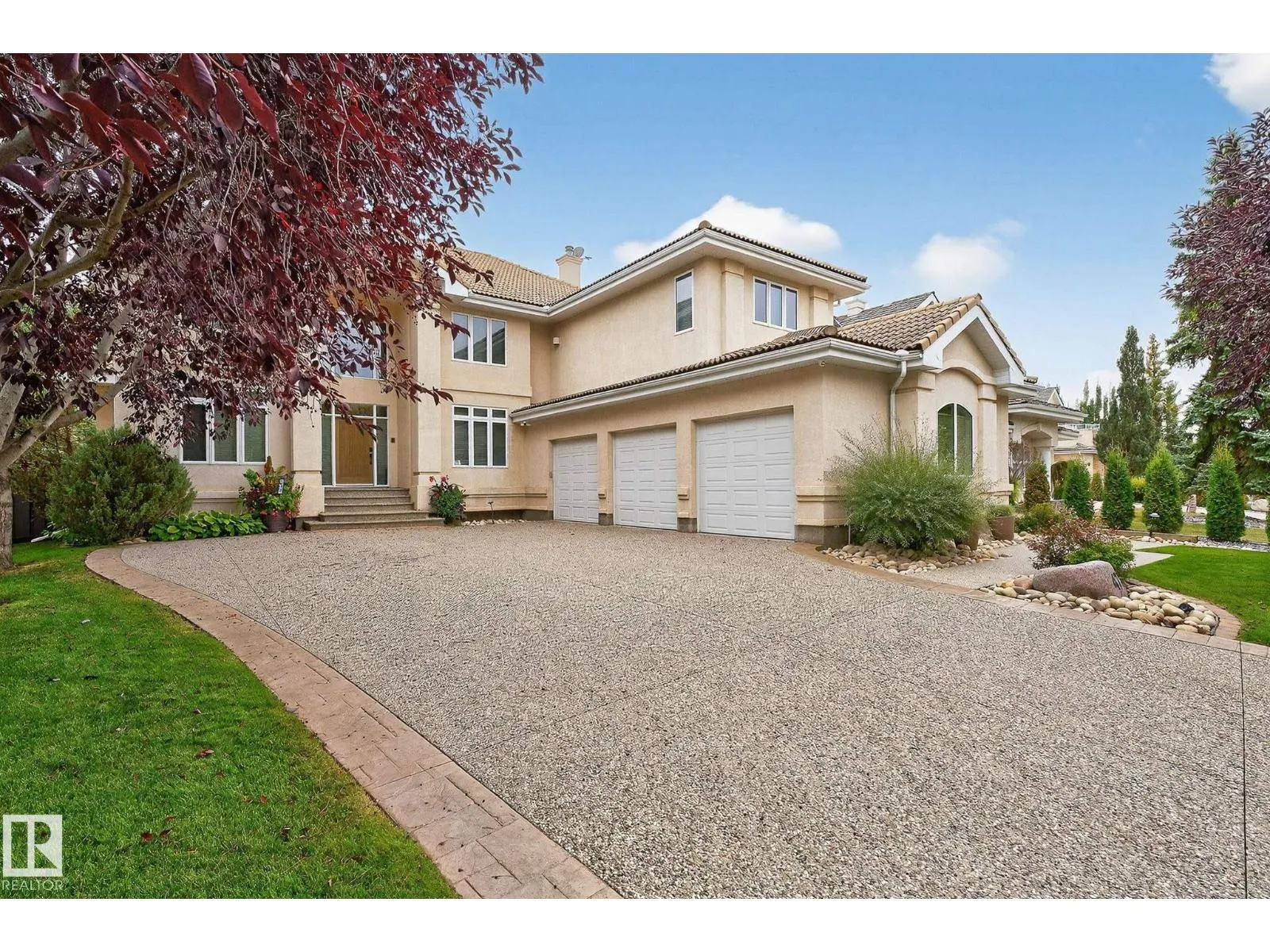 473 HEFFERNAN DR NW