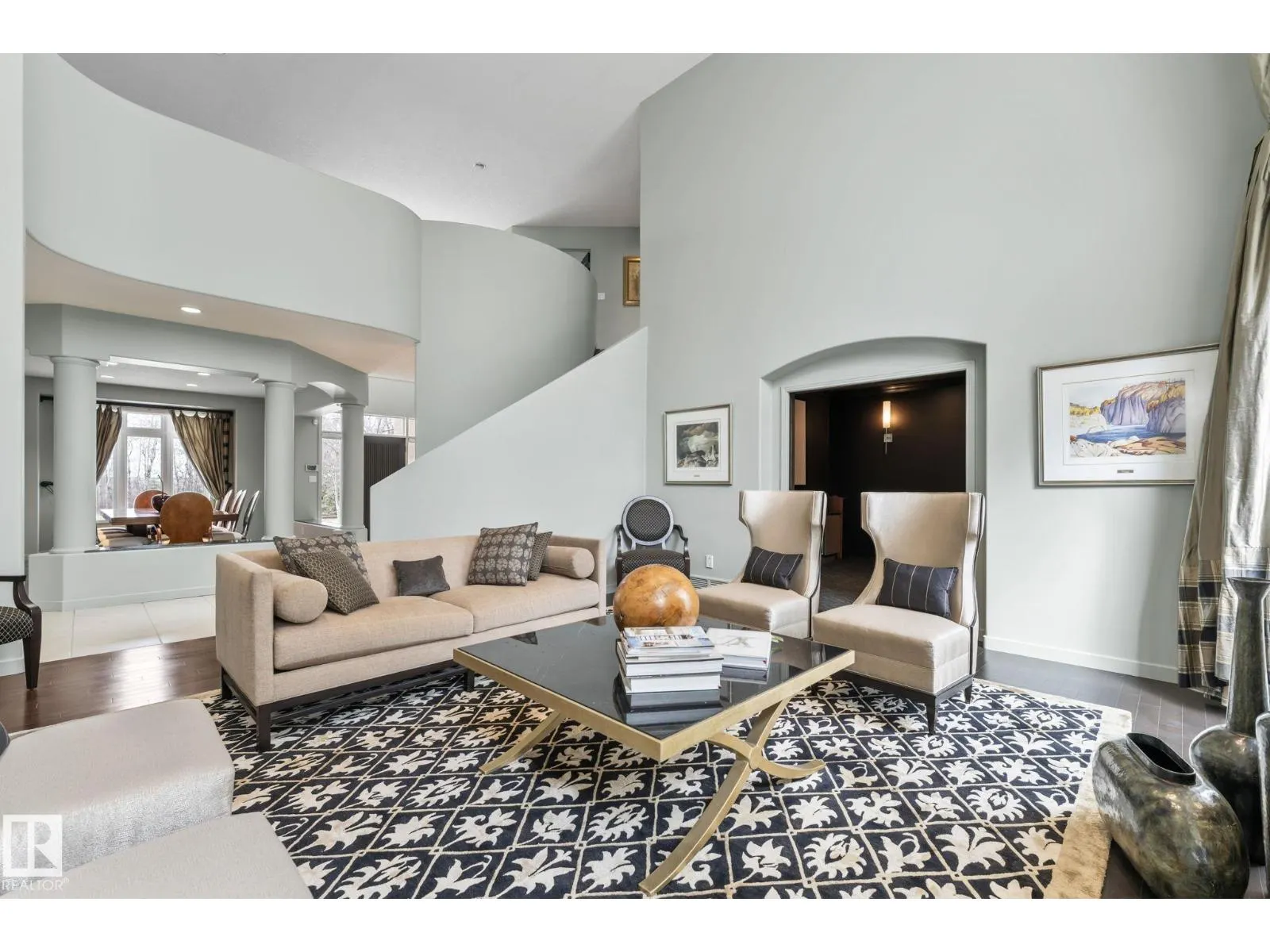 473 HEFFERNAN DR NW