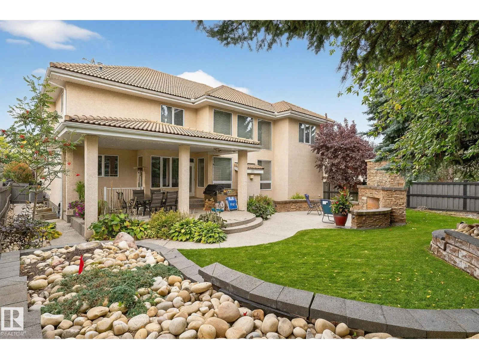 473 HEFFERNAN DR NW