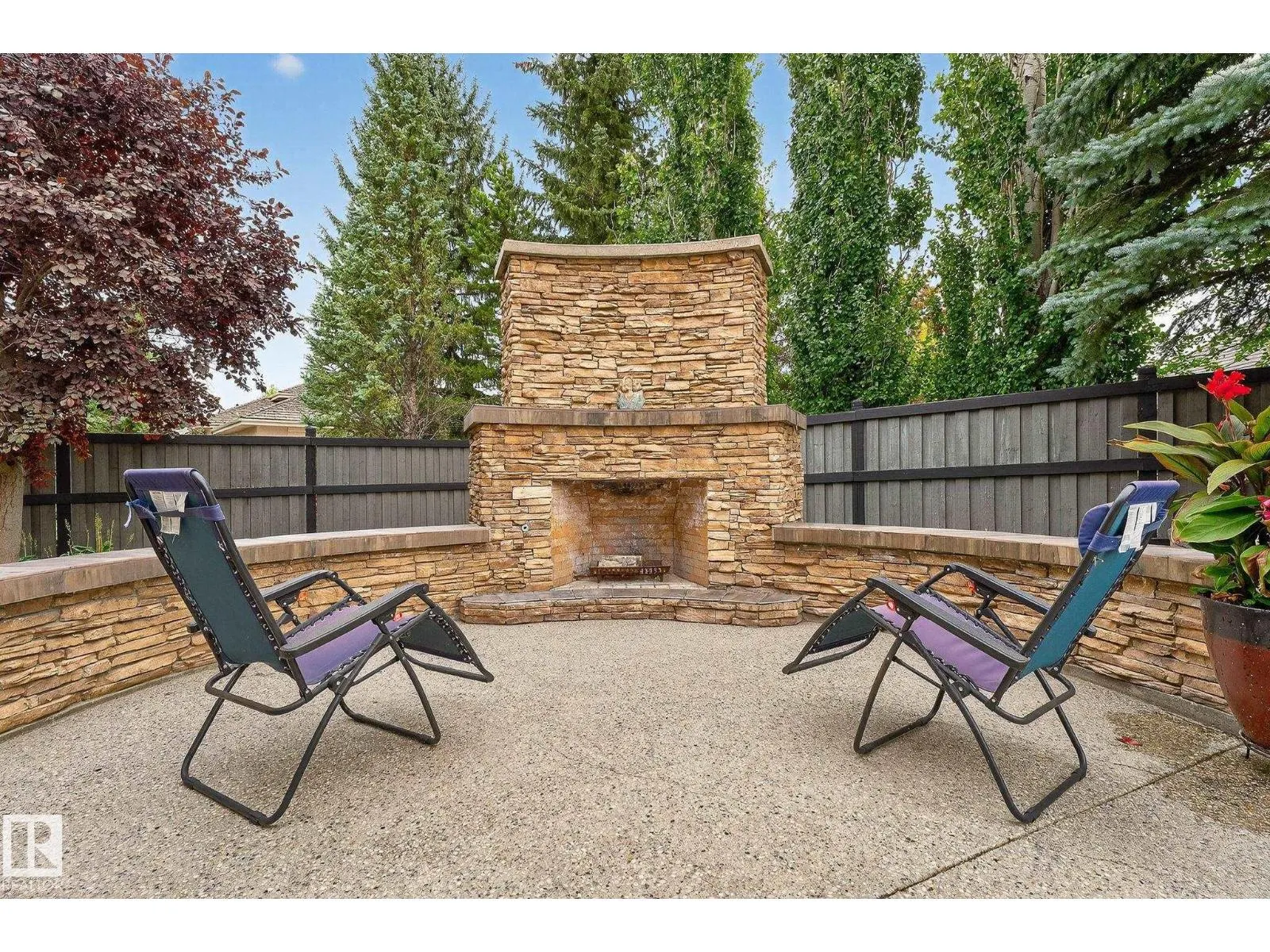 473 HEFFERNAN DR NW
