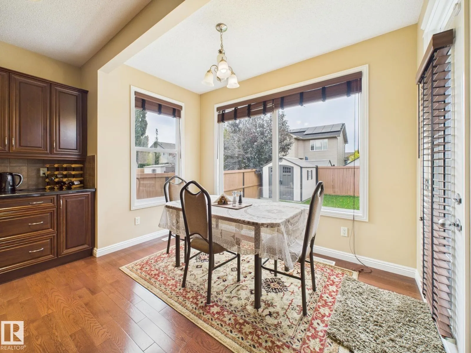 80 NORTH RIDGE DR