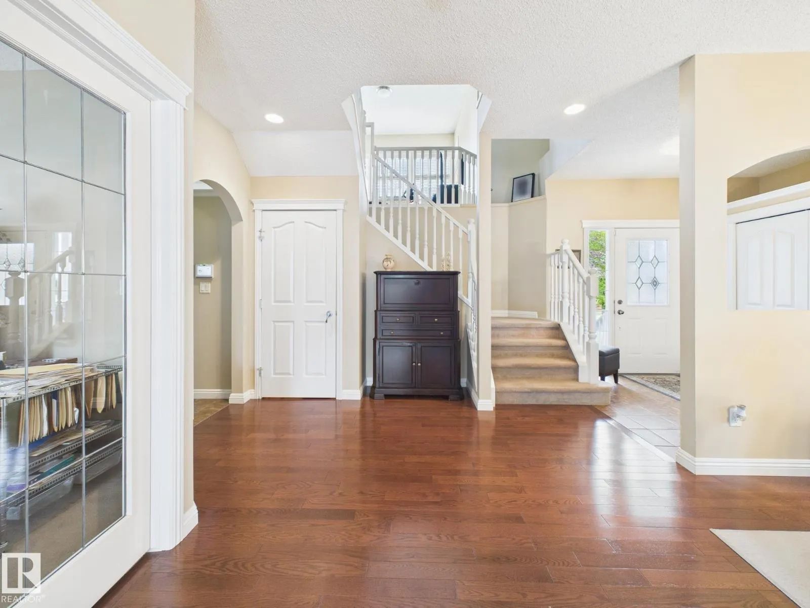 80 NORTH RIDGE DR