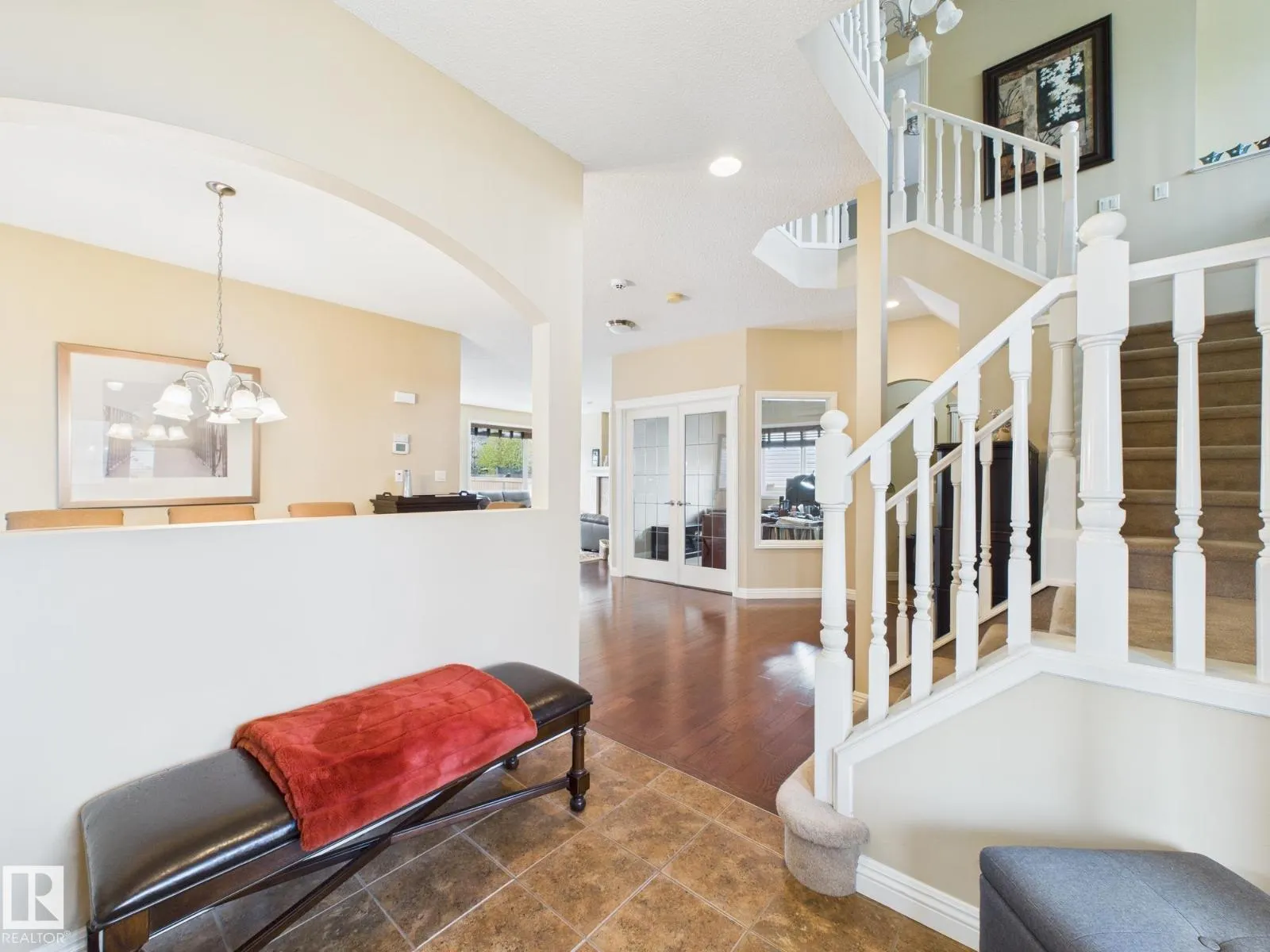 80 NORTH RIDGE DR