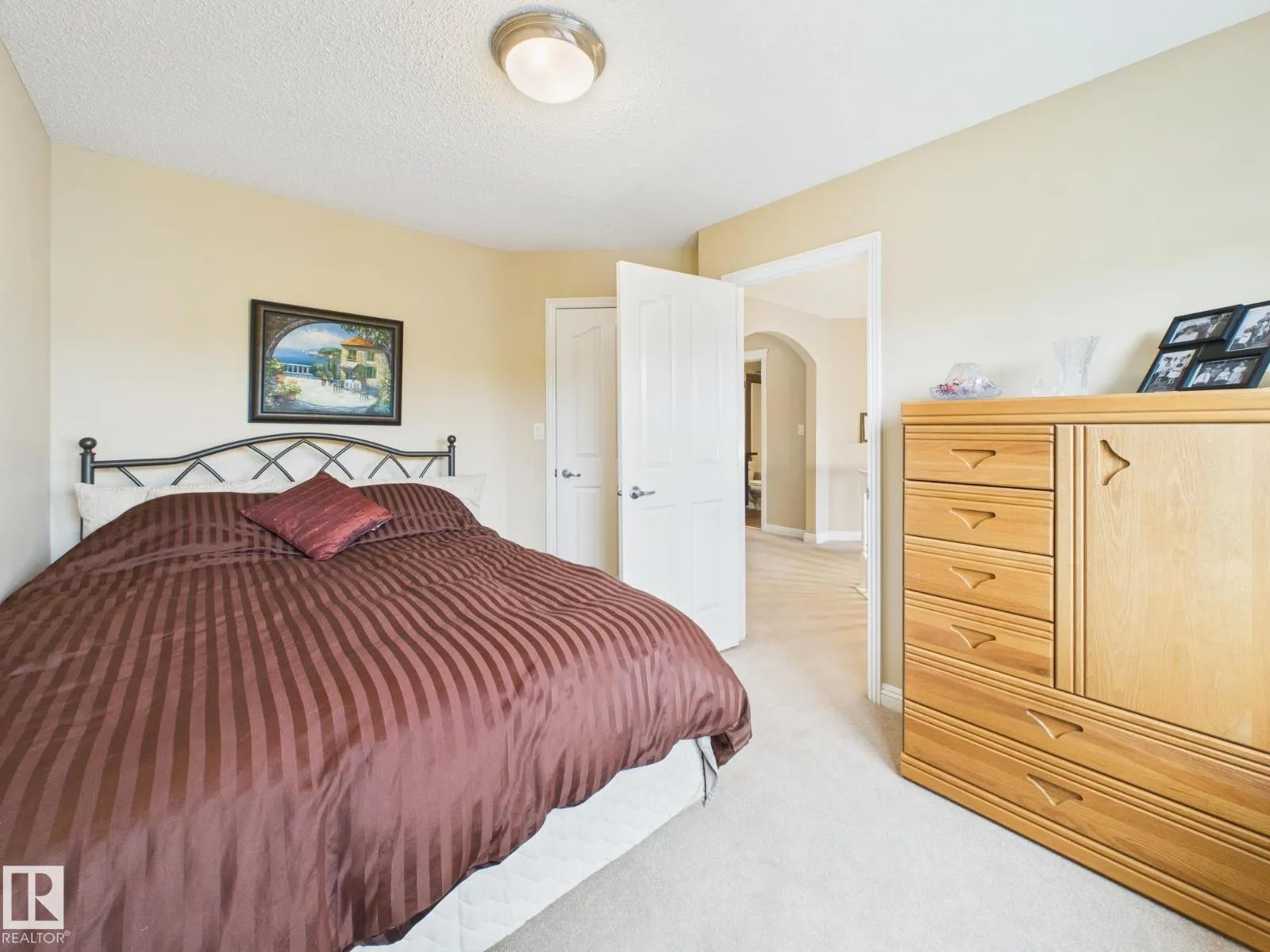 80 NORTH RIDGE DR