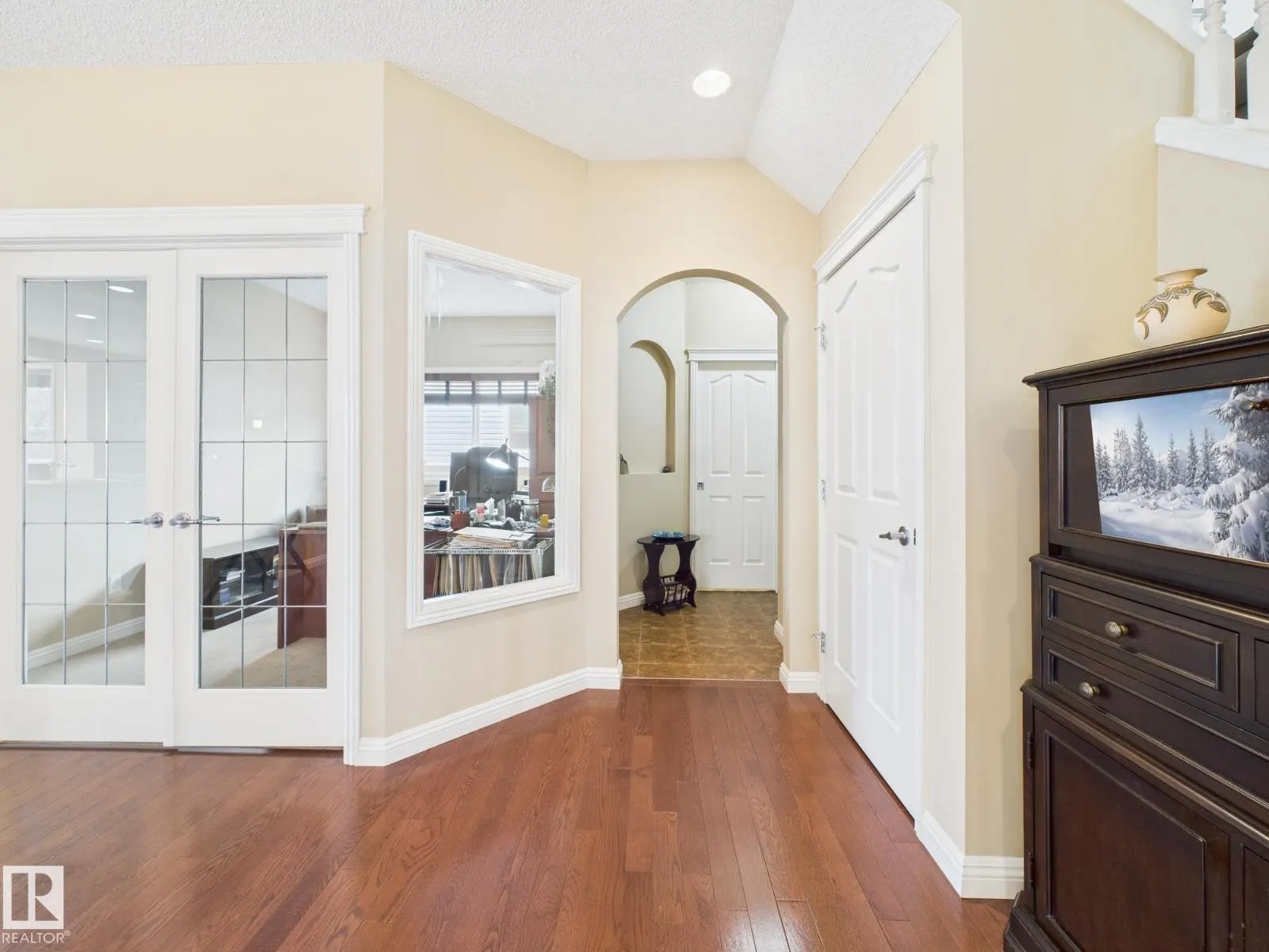 80 NORTH RIDGE DR