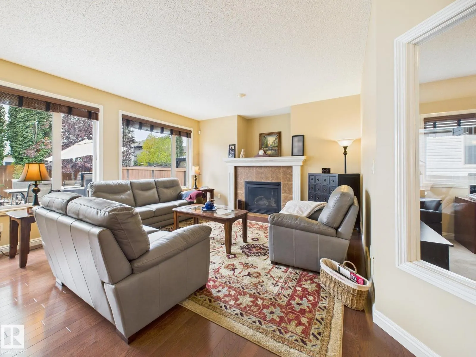 80 NORTH RIDGE DR
