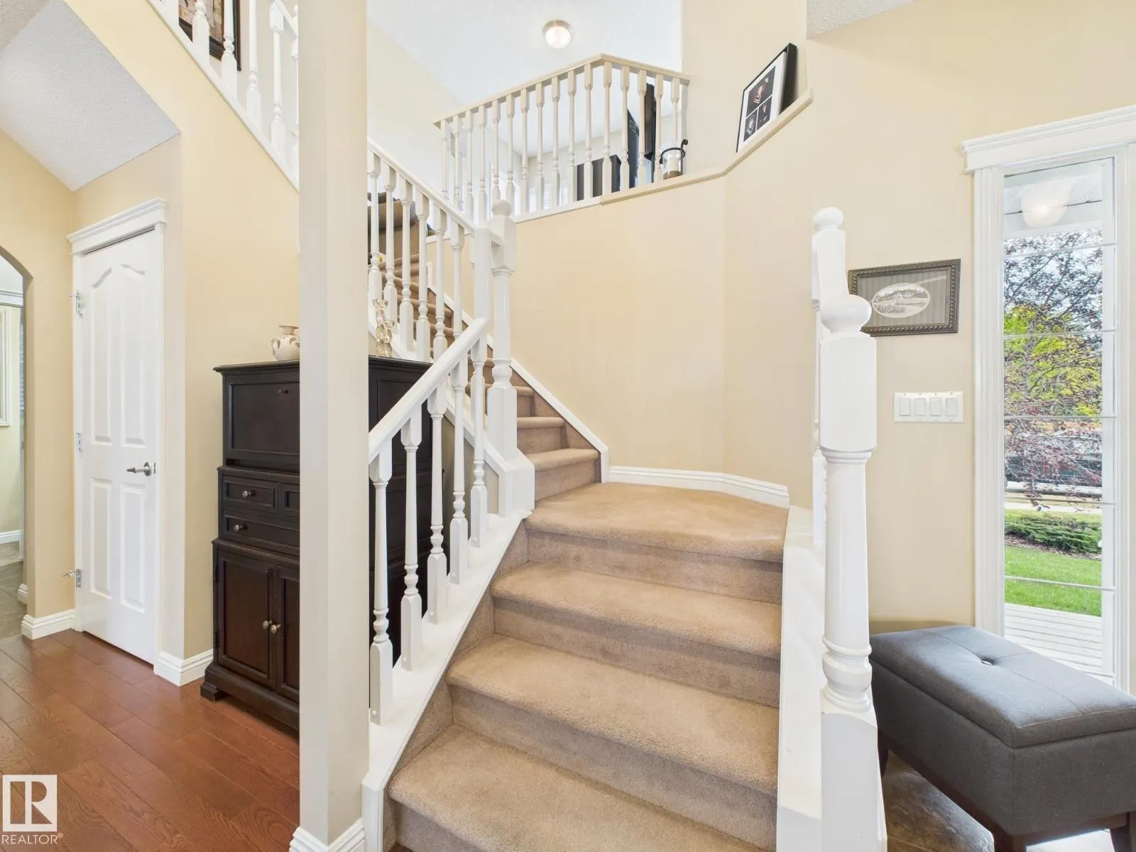 80 NORTH RIDGE DR