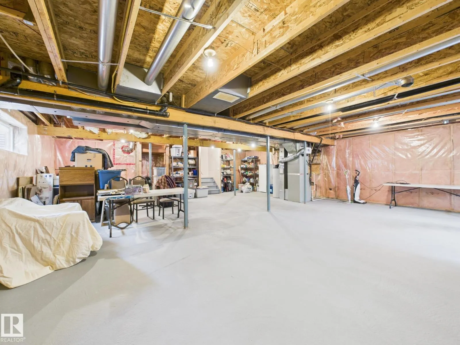 80 NORTH RIDGE DR