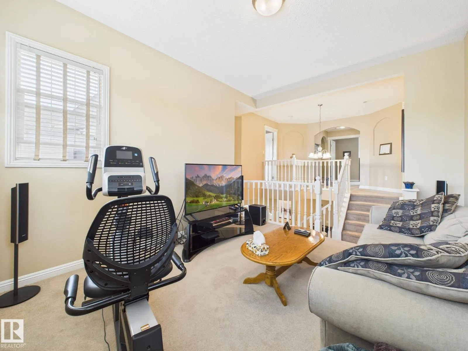 80 NORTH RIDGE DR