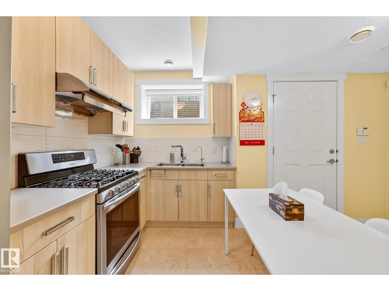 5203 ADMIRAL WALTER HOSE ST NW