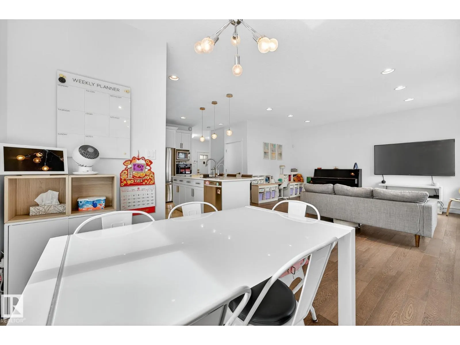 5203 ADMIRAL WALTER HOSE ST NW