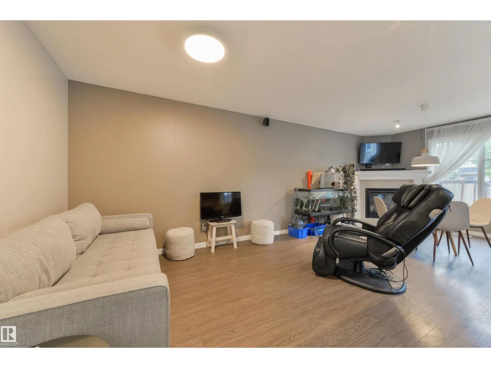 2219 AUSTIN WY SW