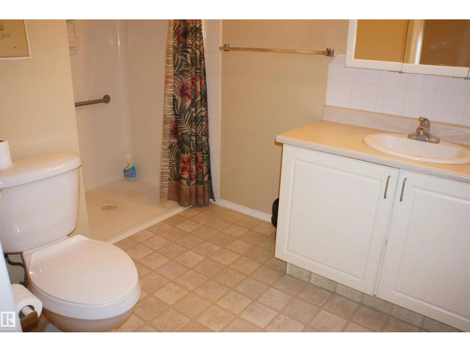 #403 8802 SOUTHFORT DR