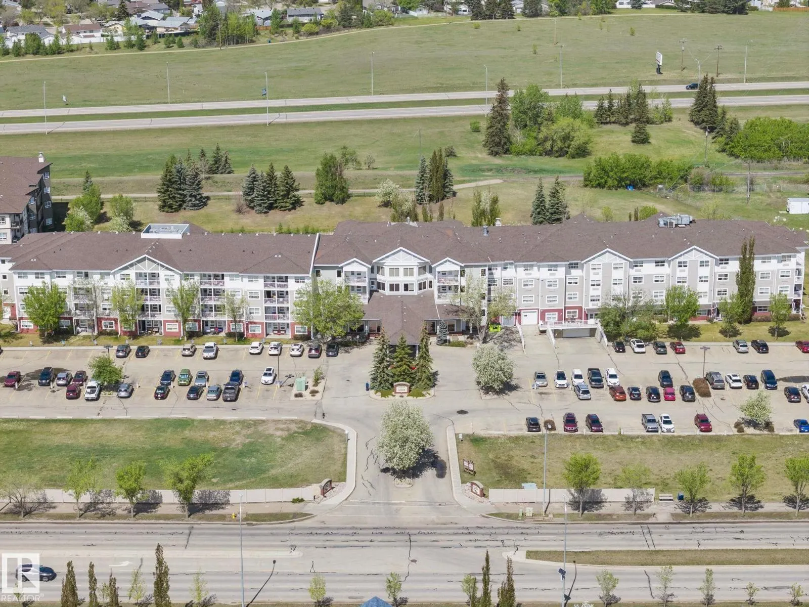 #403 8802 SOUTHFORT DR