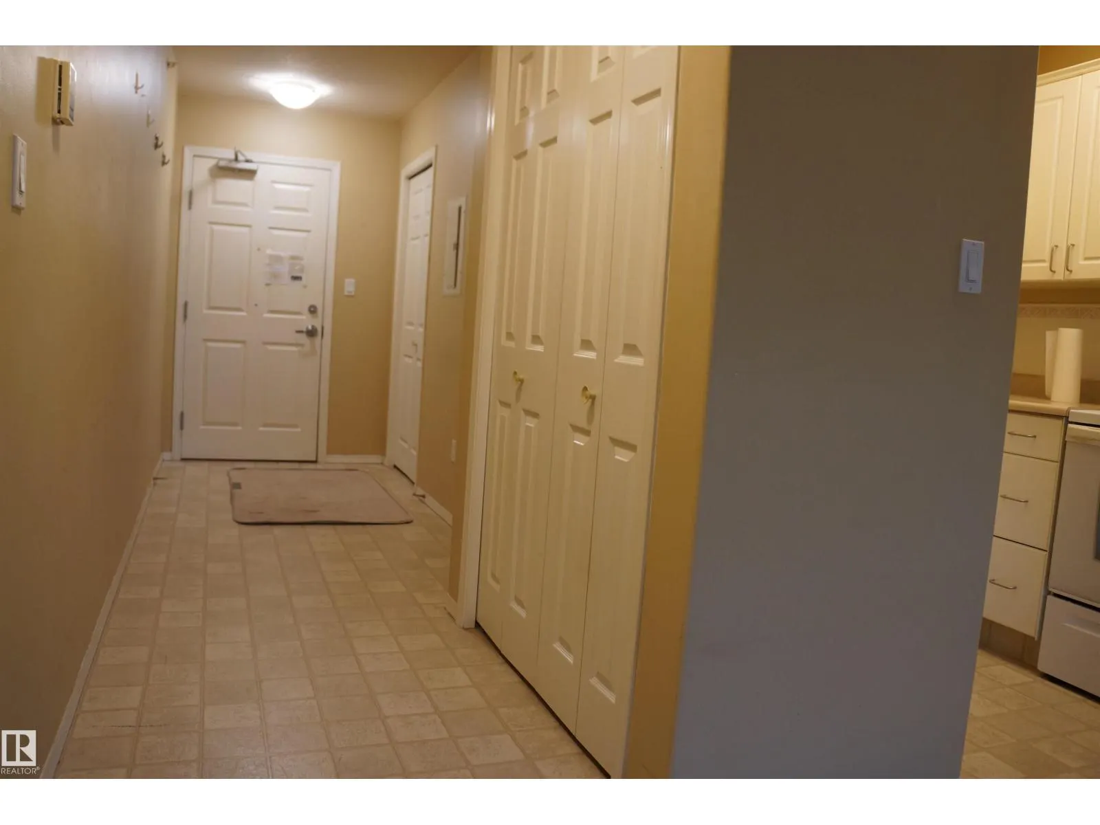 #403 8802 SOUTHFORT DR