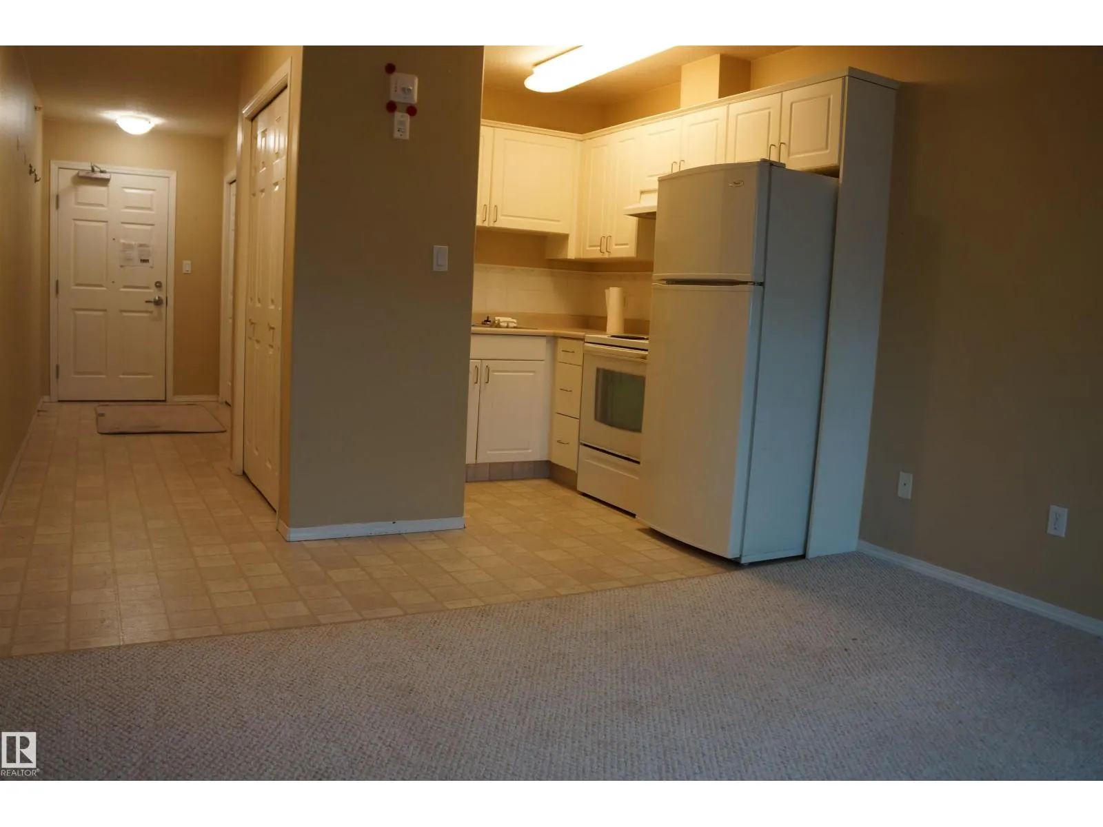 #403 8802 SOUTHFORT DR