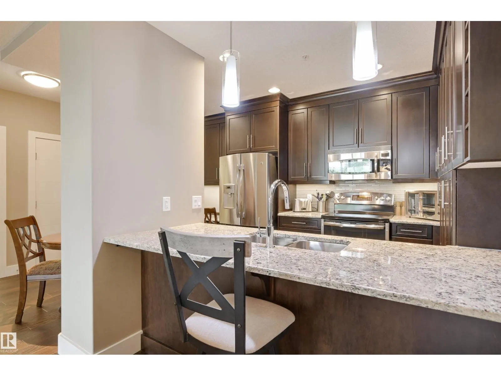 #221 11080 ELLERSLIE RD SW