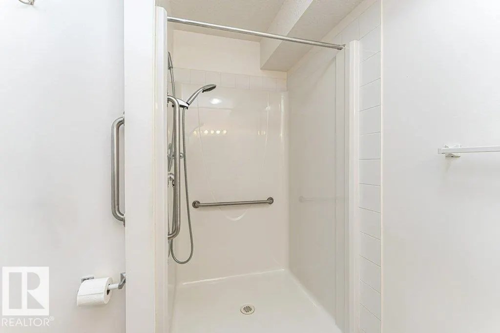 #214 8802 SOUTHFORT DR