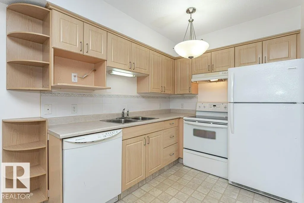 #214 8802 SOUTHFORT DR
