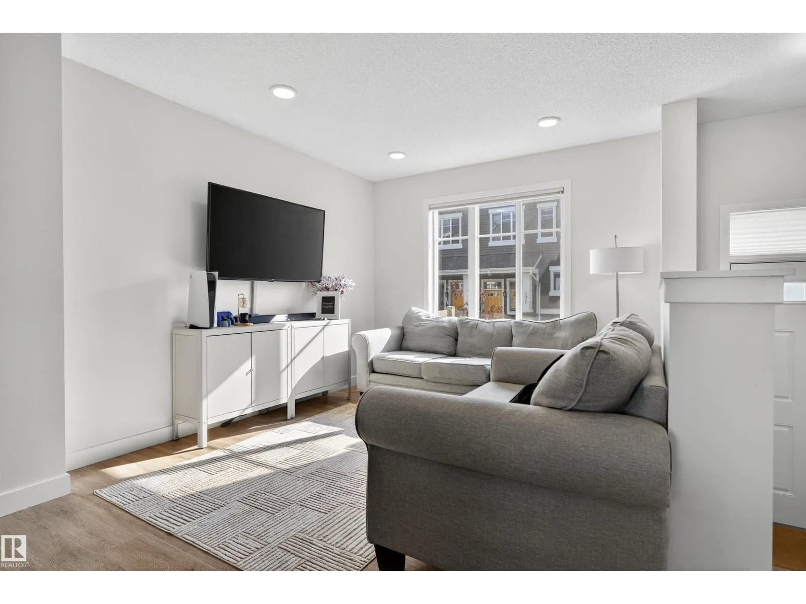 #135 2905 141 ST SW