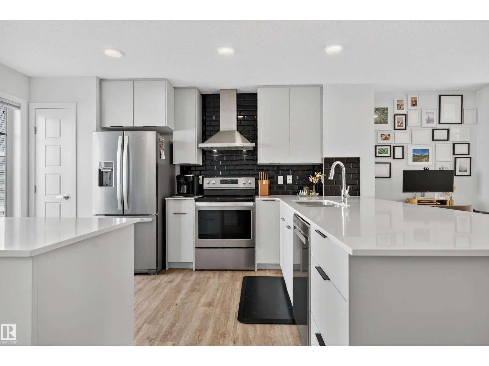 #135 2905 141 ST SW