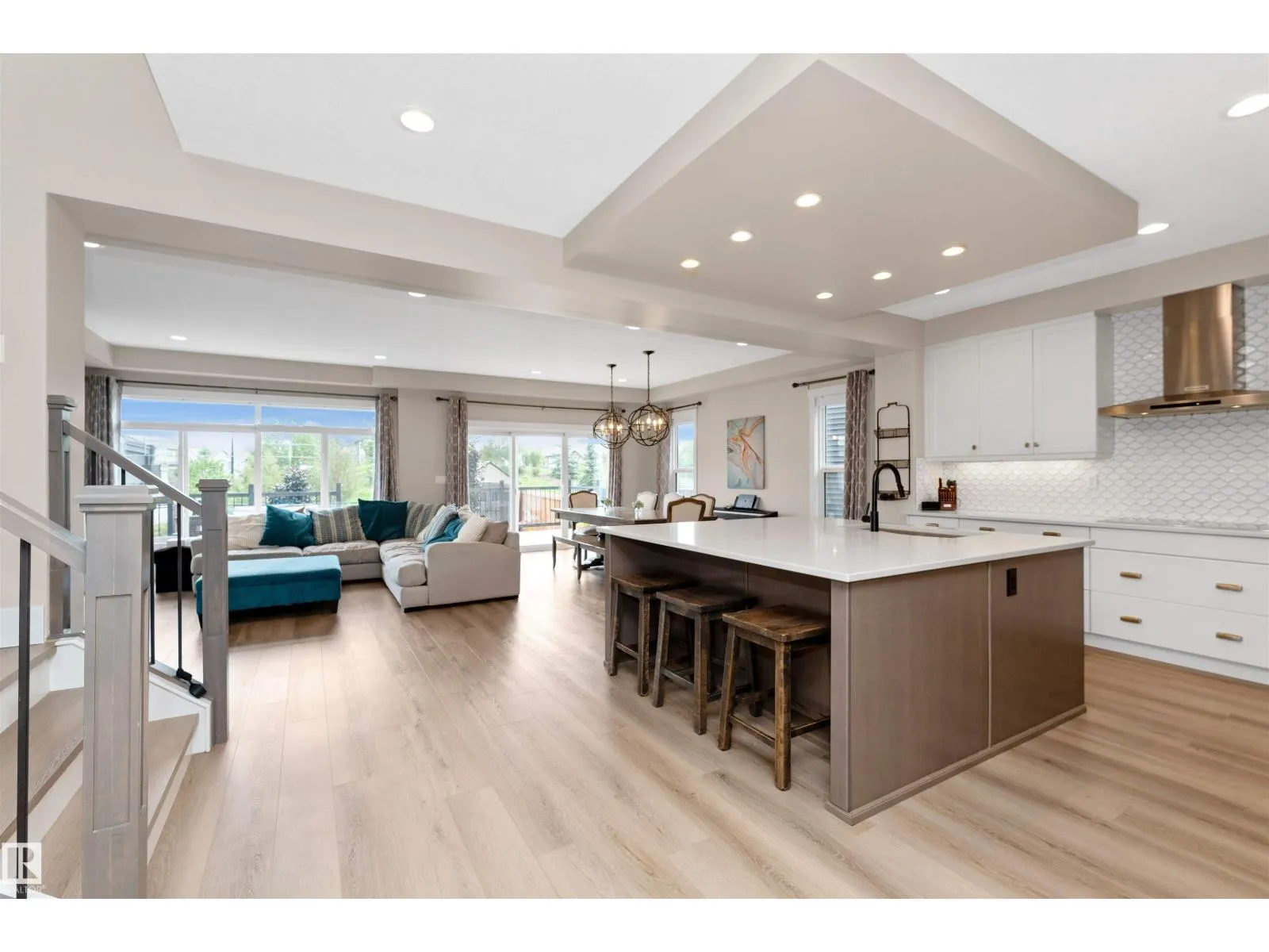 2015 PRICE LANDING LD SW