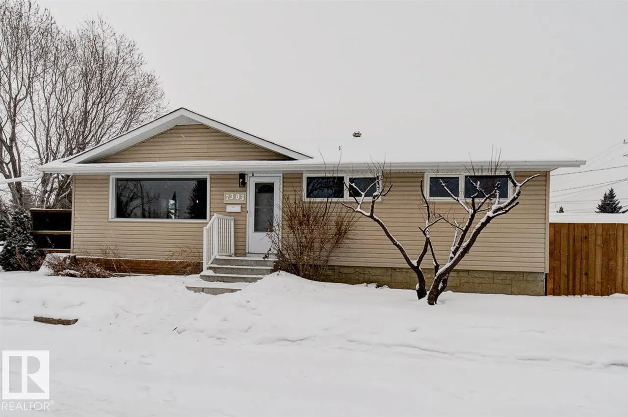 7303 90 AV NW
