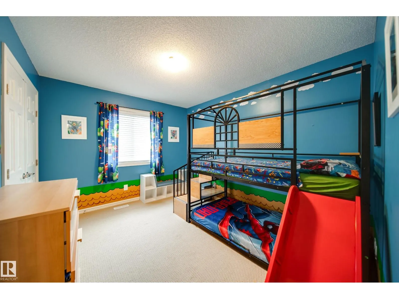5927 6 AV SW