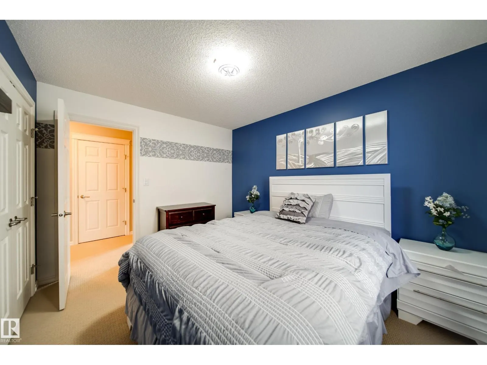 5927 6 AV SW