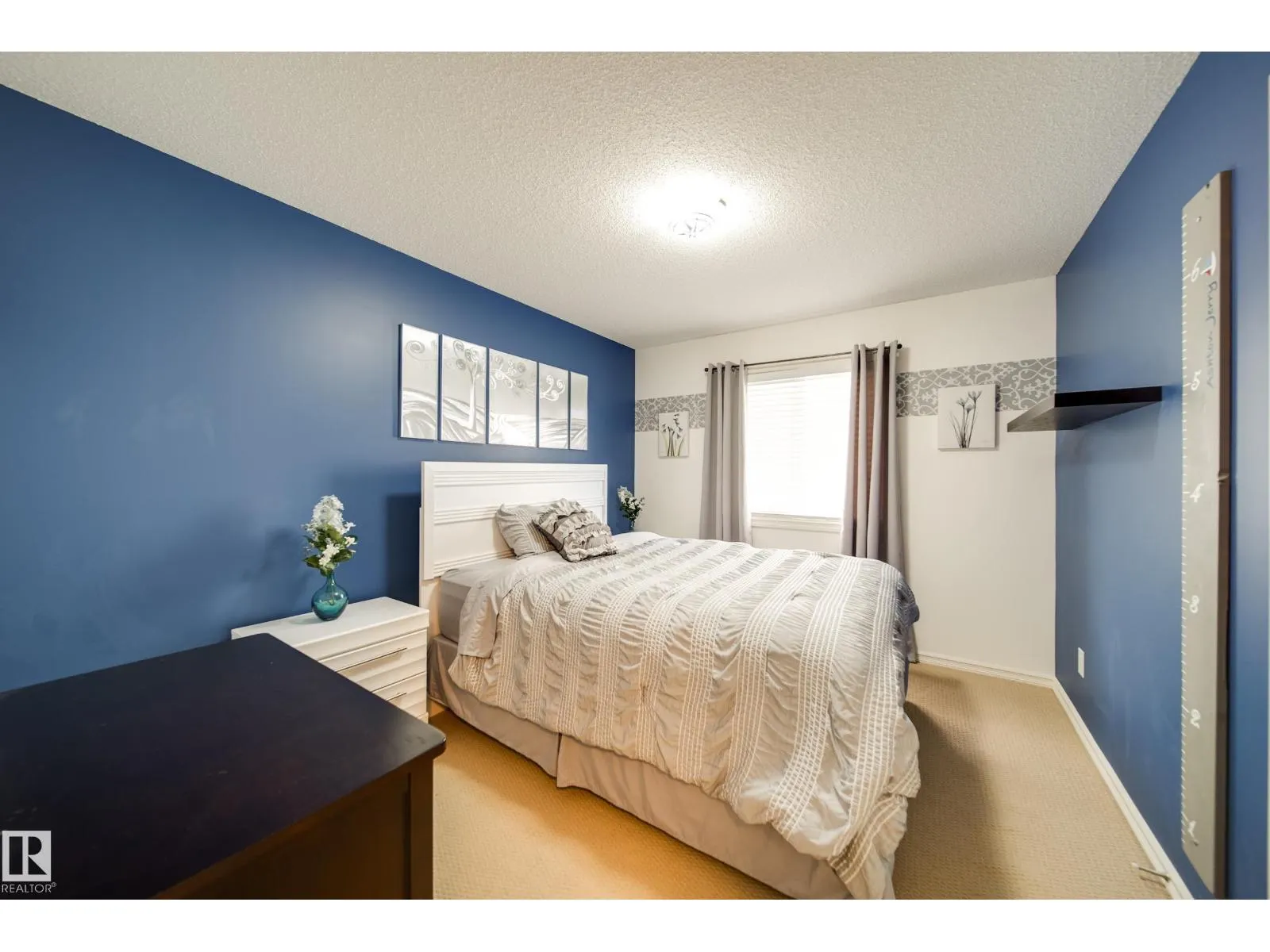 5927 6 AV SW