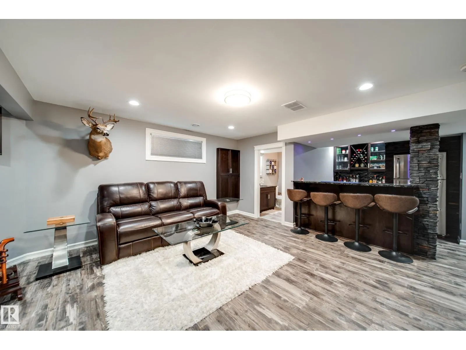 5927 6 AV SW