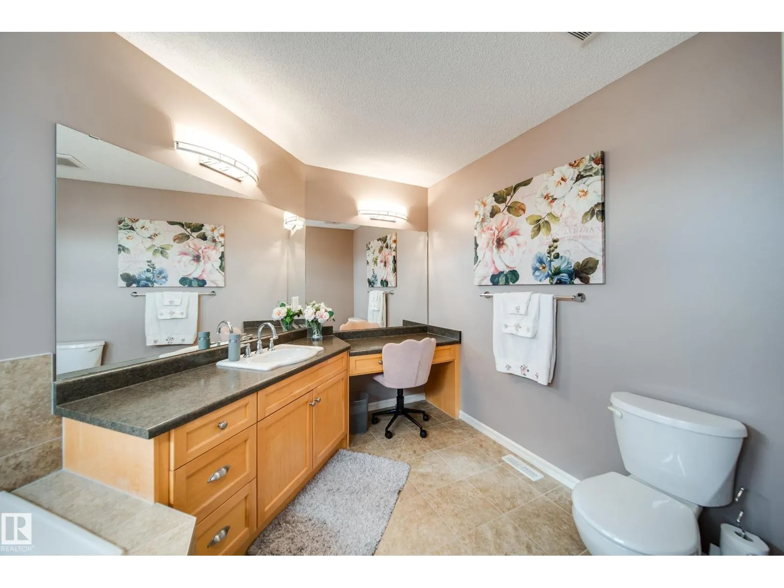 5927 6 AV SW
