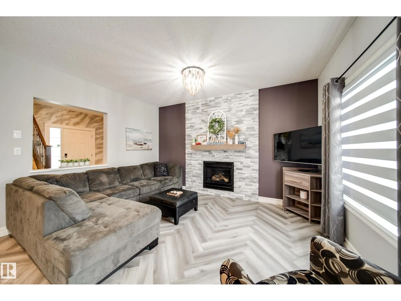 5927 6 AV SW
