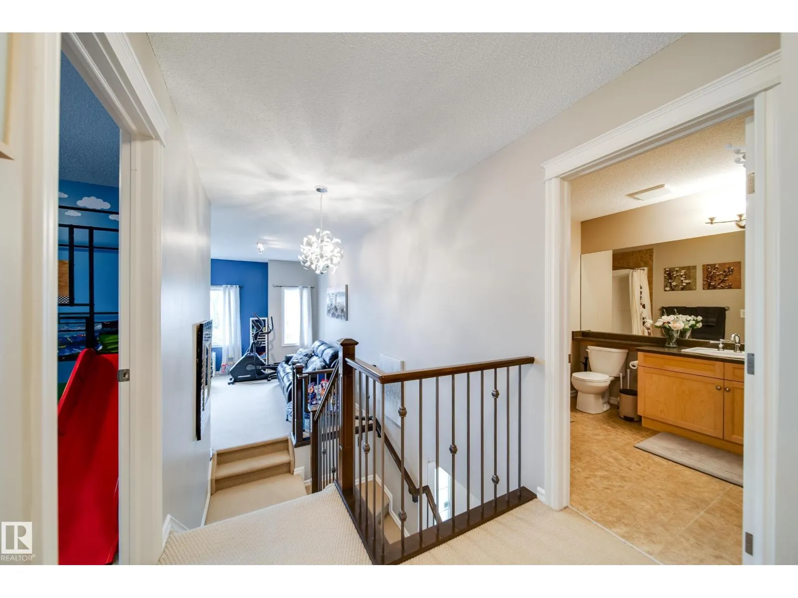5927 6 AV SW